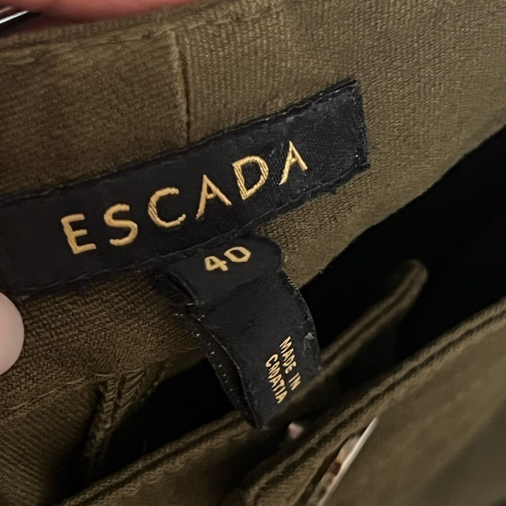 ESCADA • OLIVE GREEN • PANTS - Picture 4 of 4